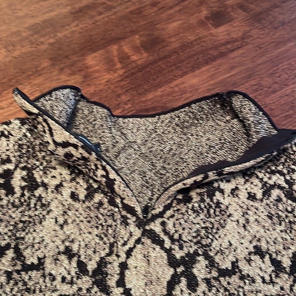 INC snake print long sleeve top - Picture 6 of 16